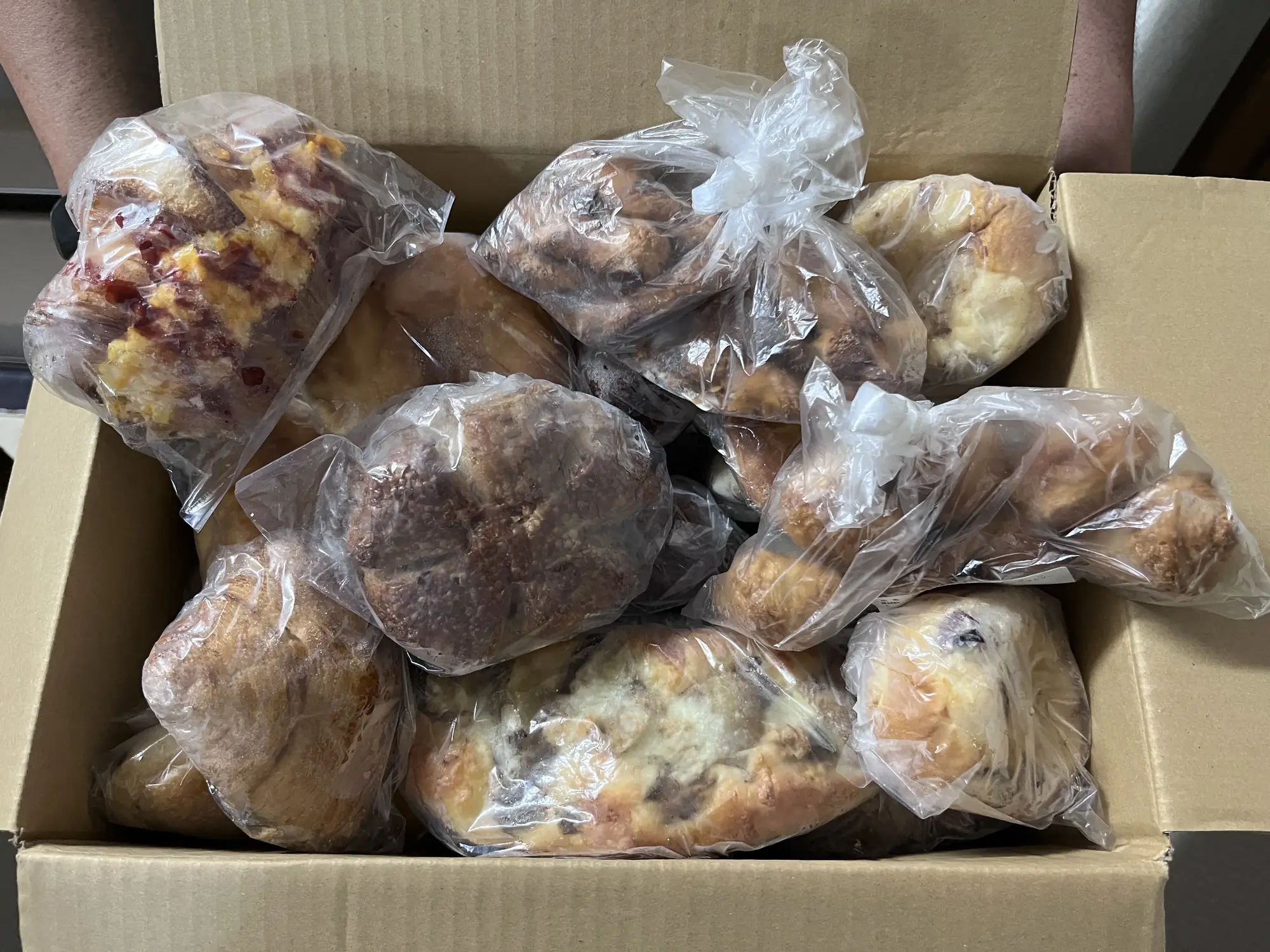 石窯パン工房 MOCOMOCO - スペイン石窯で焼く『モコモコのたっぷりパン