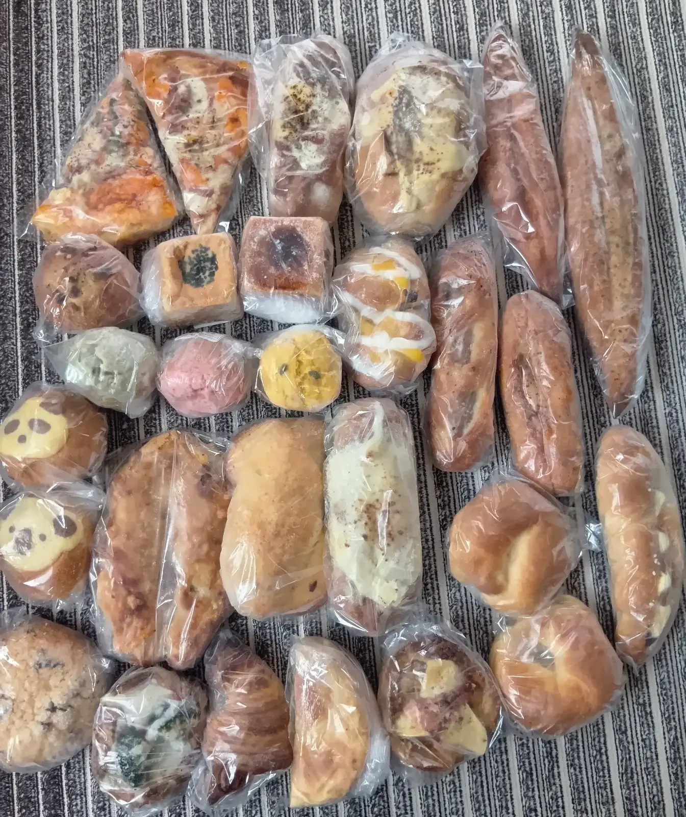 焼き立てパン当日発送♬坂田樣専用♥orderになります♡ パンのお取り寄せ・通販サイト「rebake（リベイク）」