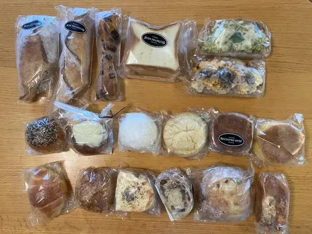 ジャン・フランソワ ペリエ千葉店 - ☆15万斤以上売れている食パン入り
