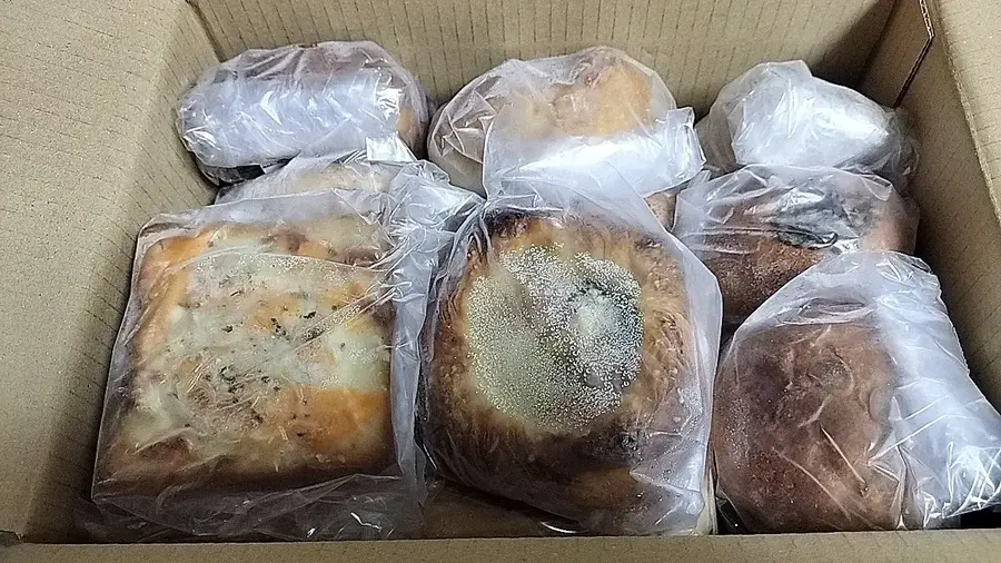 前田パン - 【食べログ100名店】前田パンのおまかせパンセット | 冷凍