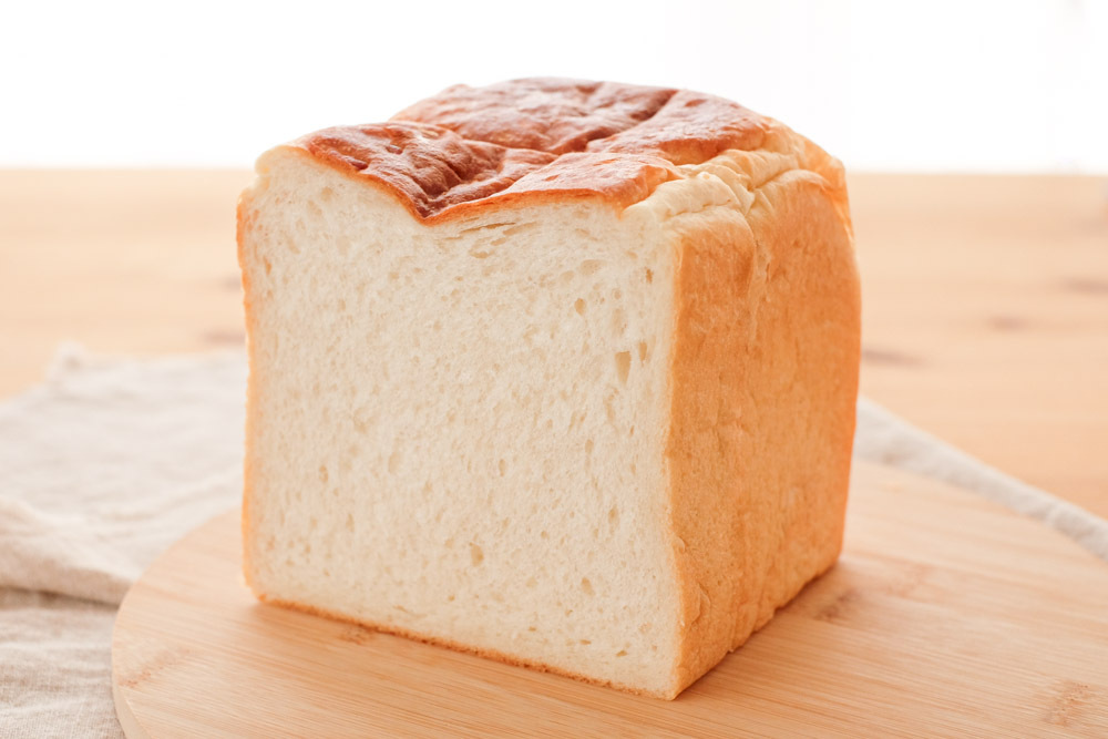 B_bakery - 飾らない美味しさが自慢！幸せパンセット | パンのお