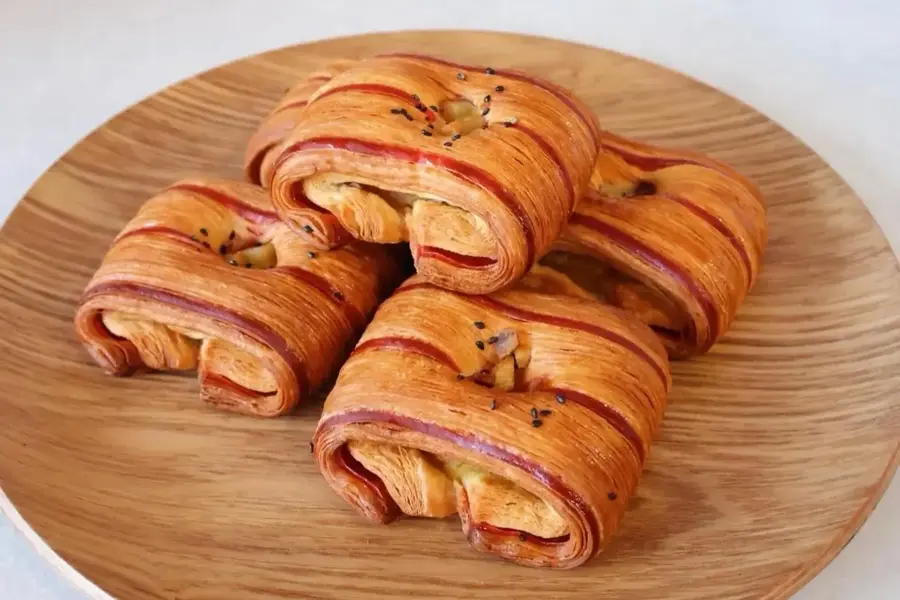 お芋のパンスイス
(商品例)