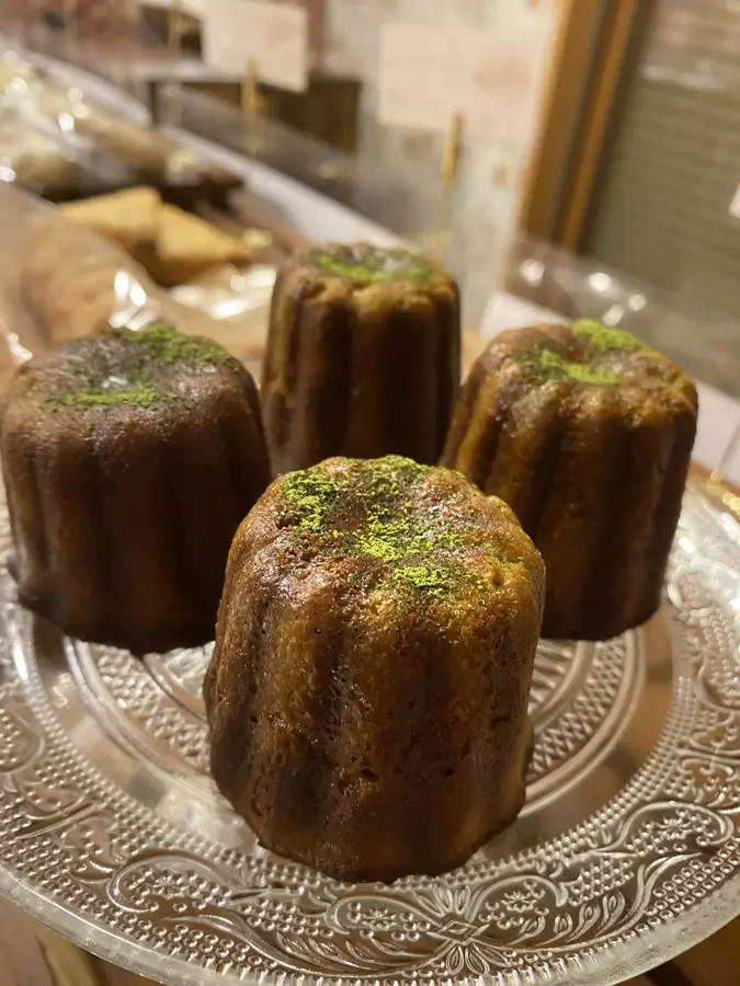 米粉カヌレ（画像は抹茶）
（商品例）