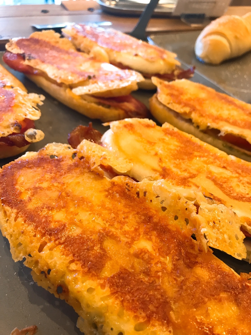 No2090 むぎお　焼きたてパン・パン詰め合わせ No2090 むぎお様専用 焼きたてパン・パン詰め合わせの通販 by