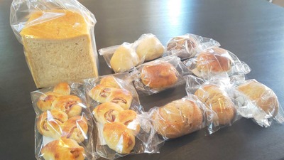 【販売終了】10月24日関東限定3箱)横浜の名店Pane di Tuttiの完全国産材料パンセット
