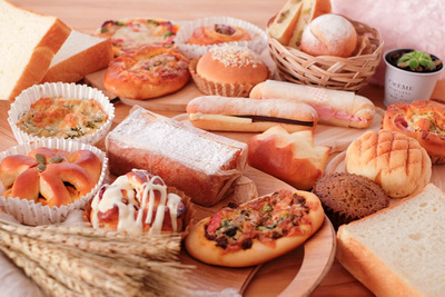 『フレンチトーストと低温長時間発酵パンセット(フレンチトースト必ず入ります)』パティシエが作る焼菓子をおまけ♪