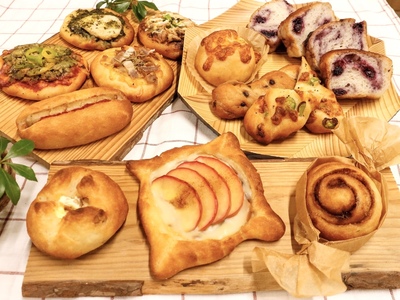 Gluten free Hokkaido Pira sweetsのパンセット