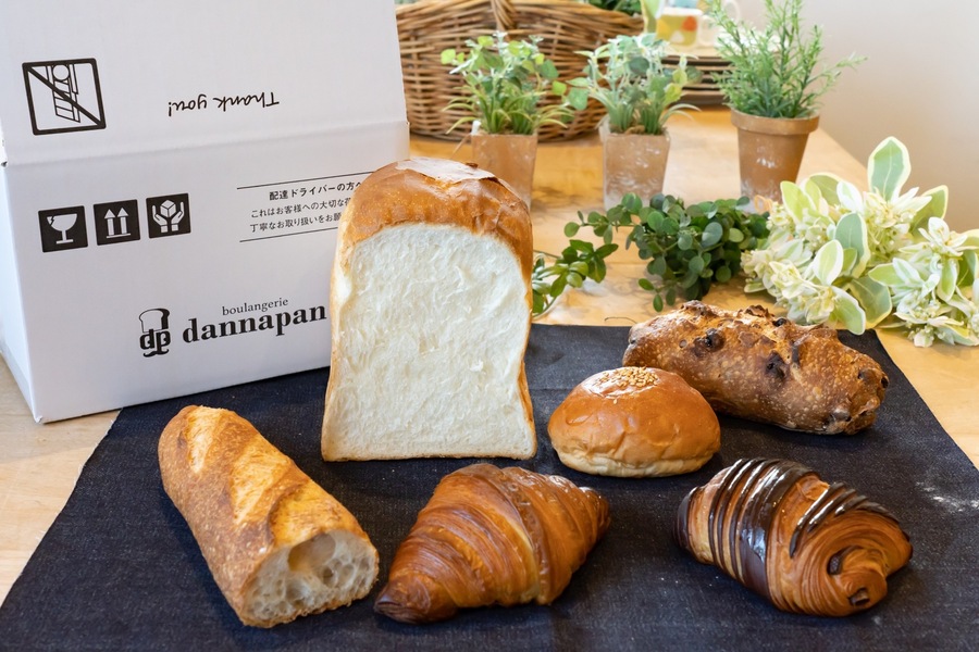 パンツ BROCHURE DANPAN 2.5 dannapan - dannnapan「新こだわりパンセット」 | パンのお取り寄せ