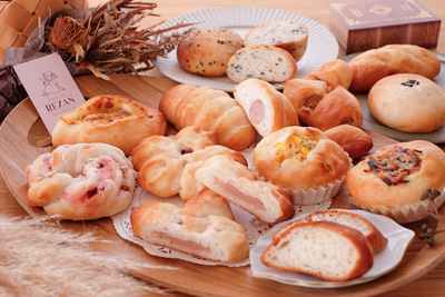 グルテンフリーREZANのパンセット