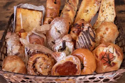 Bakery meiのパンセット