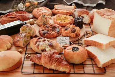 BOULANGERIE BECのパンセット