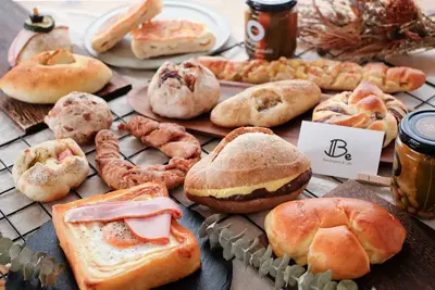 Boulangerie&Cafe. Beのパンセット