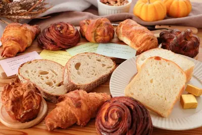 SHINTATE BAKE STOREのパンセット