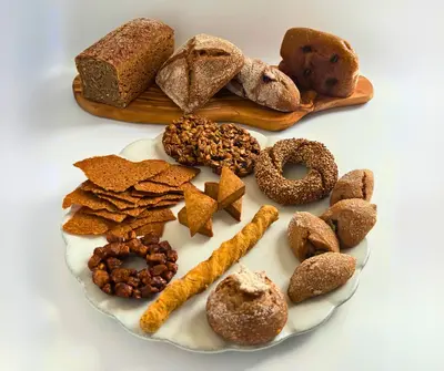 【全粒粉100%】国産有機小麦・ライ麦を自家製粉「パンと焼き菓子セット」