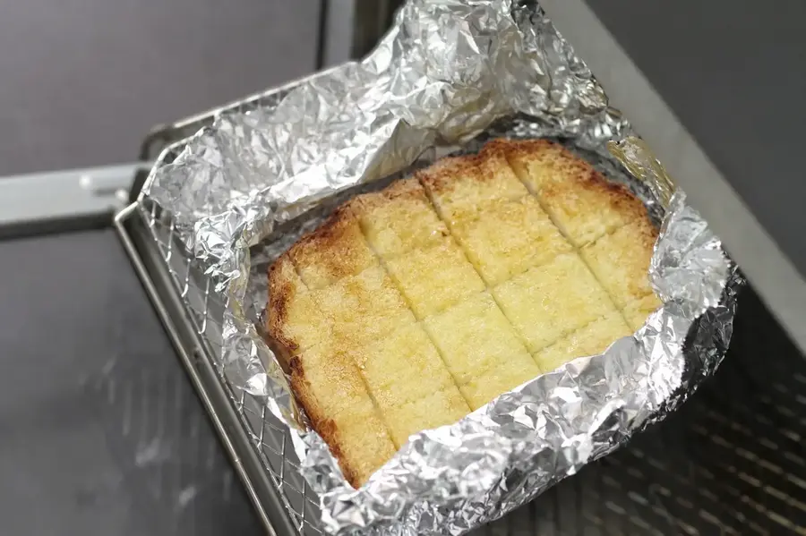 【希望日に届く!】2つの食感 ハニーバター風味食パン4斤セットの画像4