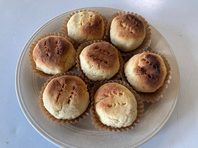 (グルテンフリーのスコーン10個入り)有機豆乳と米粉とおからの素朴なスコーン