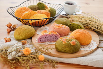 【グルテンフリー / 卵・乳不使用】ふわもち食感｜岡山県産米粉使用　 米粉のやさしいパン / 野菜パンアソート　10個入り