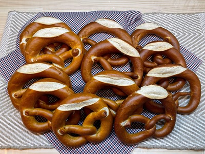 お得なドイツのプレッツェルセット(12個)