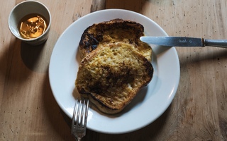 パンと過ごす日常 vol.7｜ハードトーストでつくる、贅沢フレンチトースト