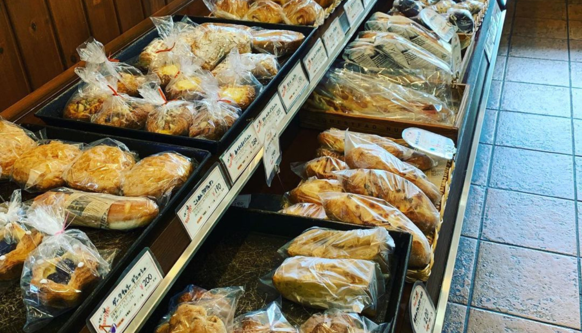 石窯パン工房ビガロ - 石釜で焼くパリッとふんわりパンセット | パンのお取り寄せ・通販サイト「rebake（リベイク）」