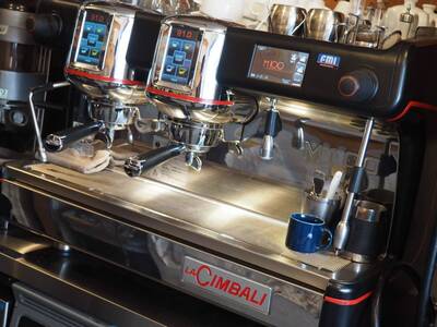 The Explorers（ジ エクスプローラズ ）